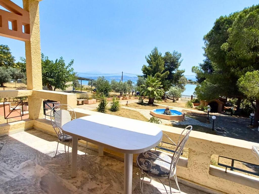 Coastal Oasis Villa — photo 1