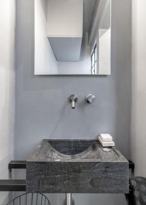Stylish 2bed home in Syntagma area photo 3