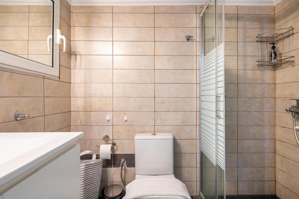 Socrates 1-Bedroom Apartment in Athens photo 3