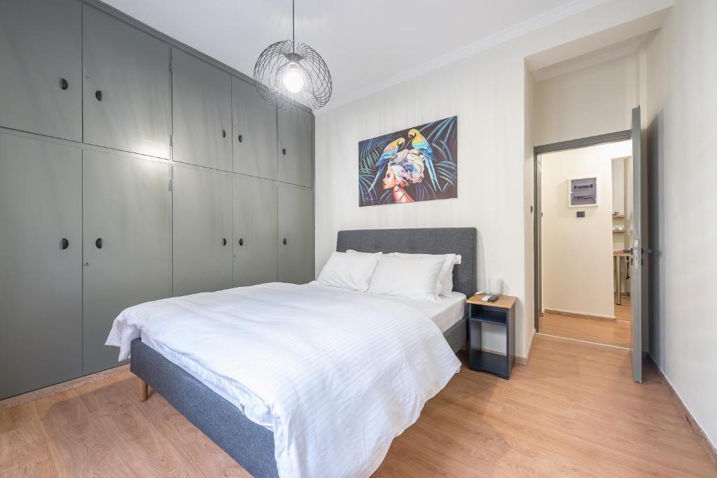 Athens center spacious apartment photo 2