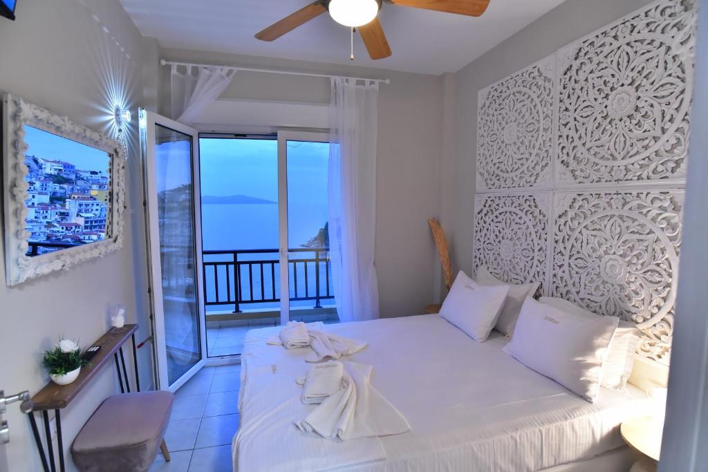 Infinity Blue Lux Suit photo 2