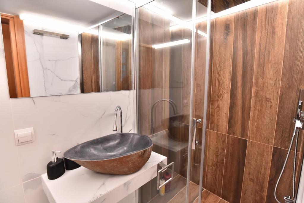 Infinity Blue Lux Suit photo 3