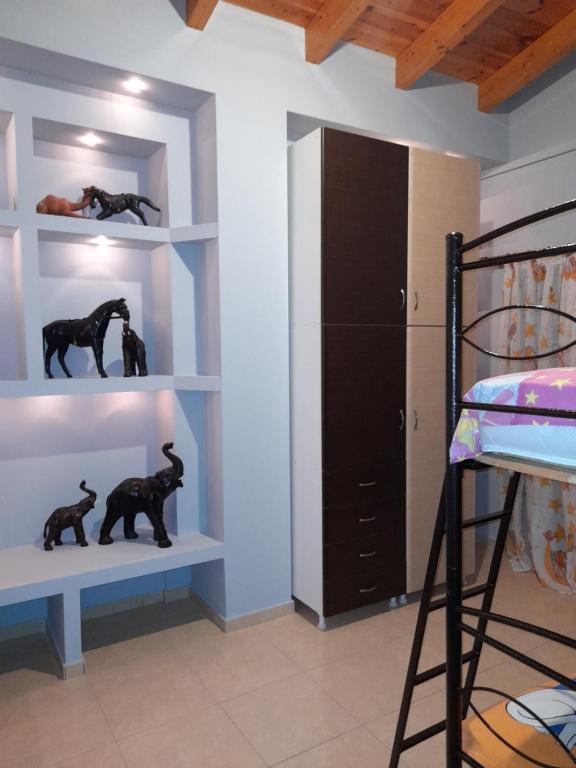 Εξωτικο διαμερισμα με θεα την παραλια αλυκης photo 2