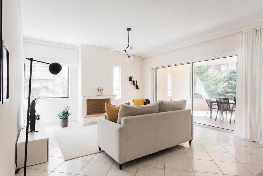 Top-Class 2BR Apartment in Marousi by UPSTREET photo 2