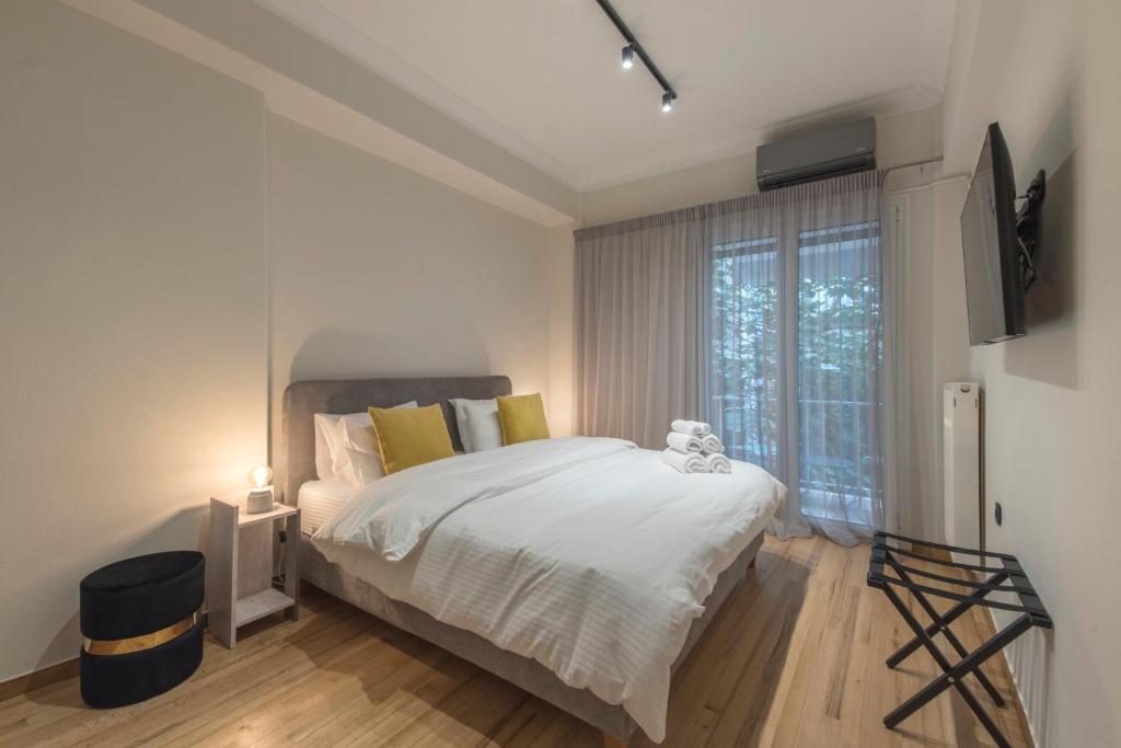 Modern Ilisian Apartment photo 2