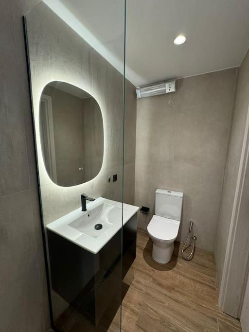 Saloni studio photo 3