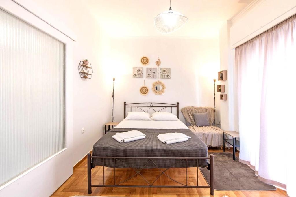 Minimal and cozy Home in Zografou — photo 1