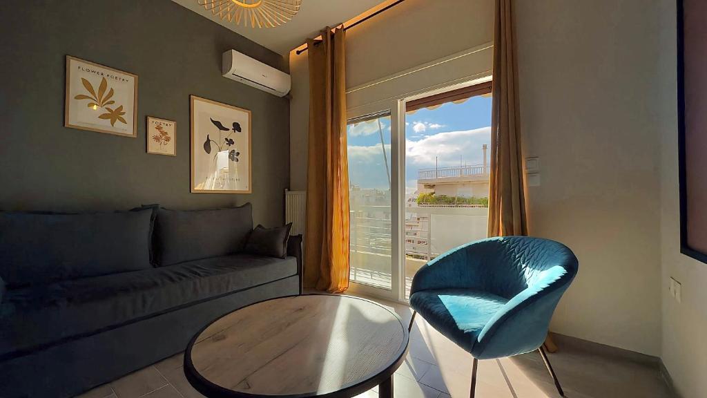 Nicolas Home — photo 1