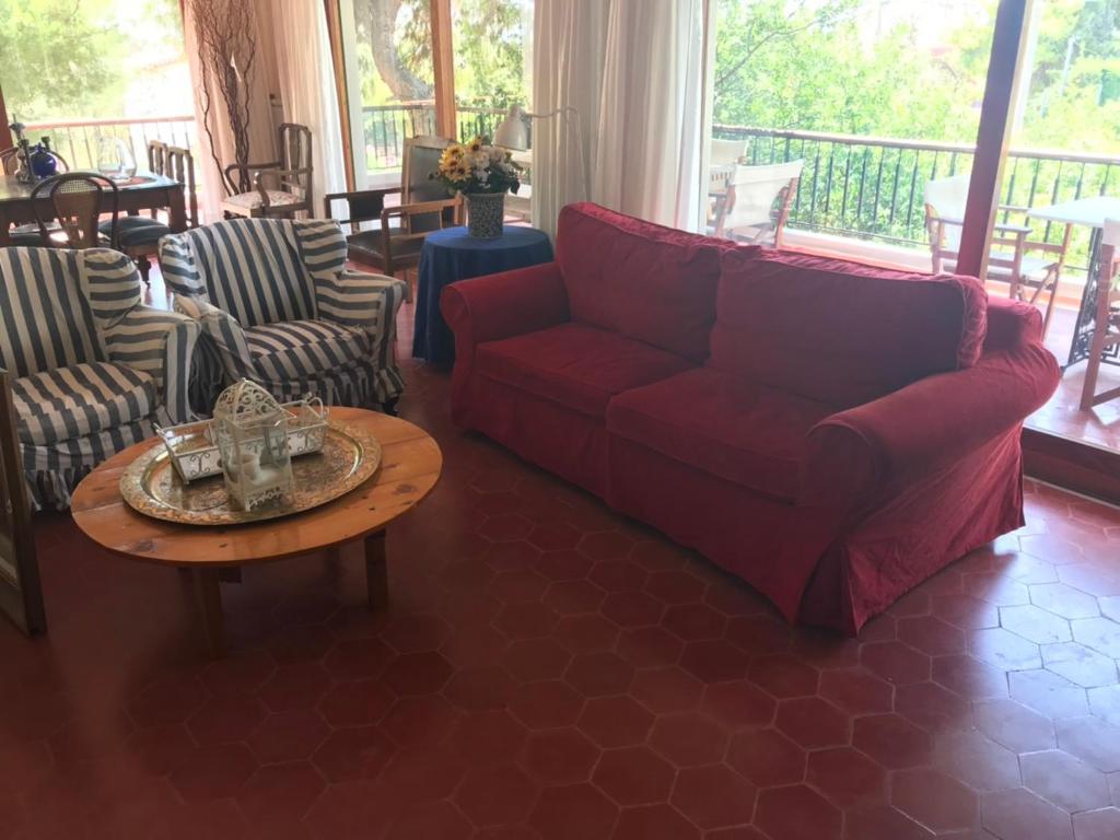 A TRADITIONAL VILLA IN SARONIDA NEAR THE SEA photo 2