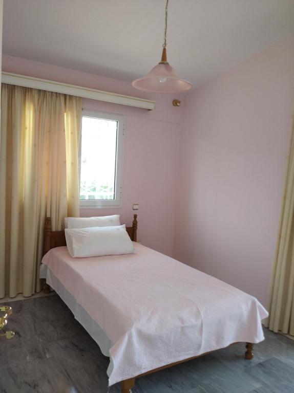 The Blue House photo 2