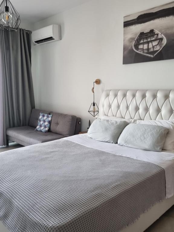 Paradise sea view apartment photo 2