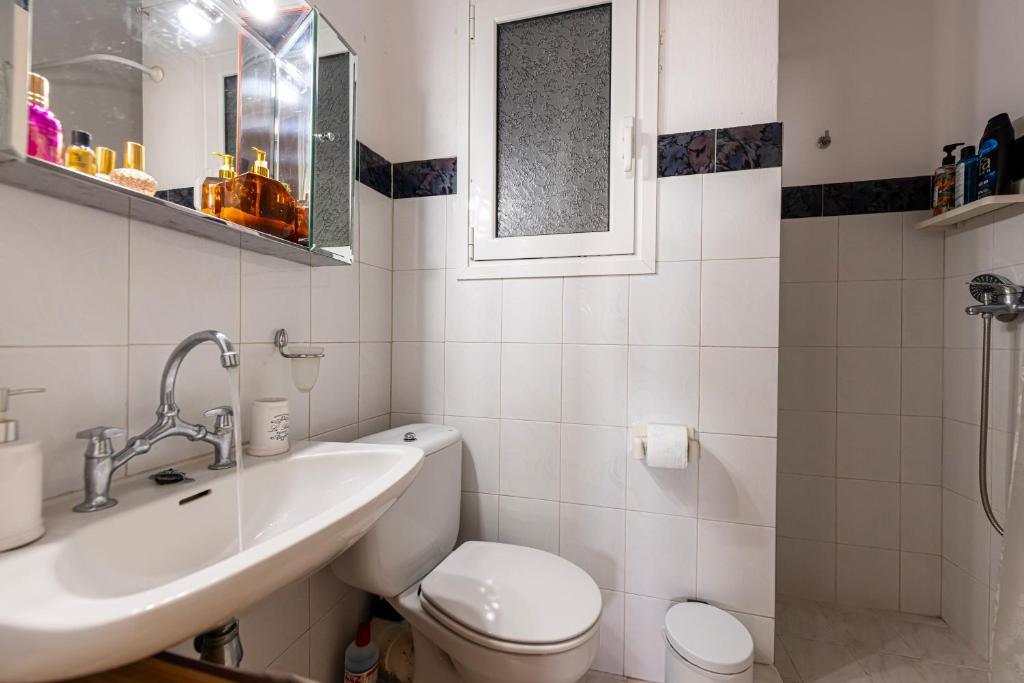 Sea view apartment 100m from the beach photo 3