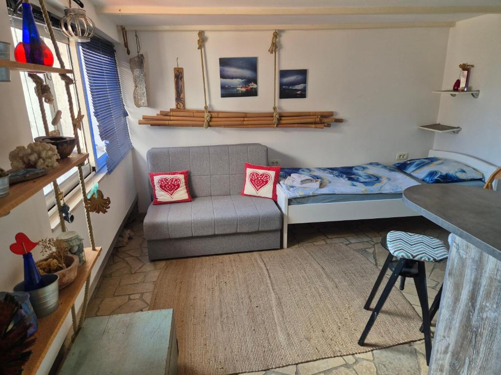 romantic love nest near the beach photo 2