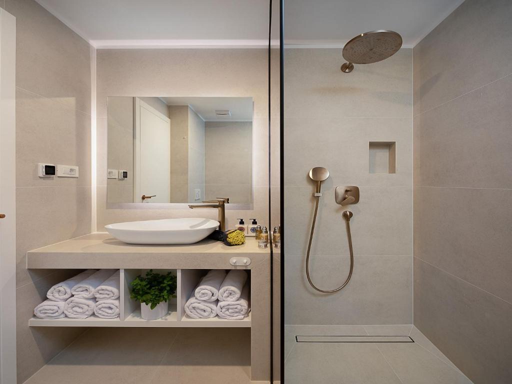 Booking.com: Hotels in Trogir. Book your hotel now! photo 2