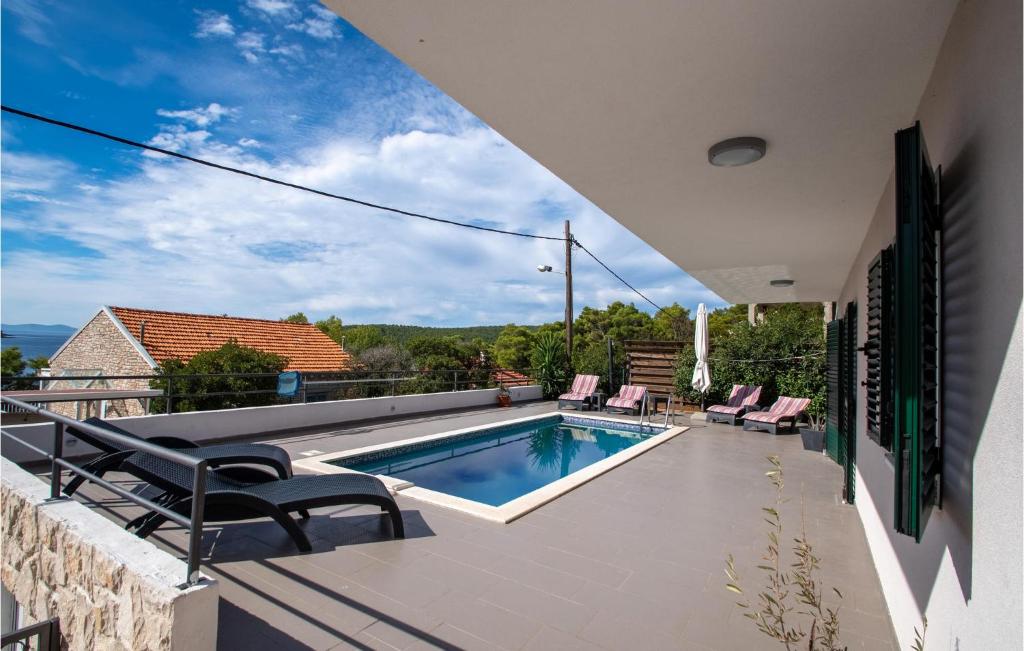 Three-Bedroom Holiday Home In Nova photo 3
