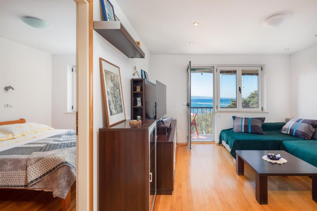 Sunny Vista Apartment photo 2