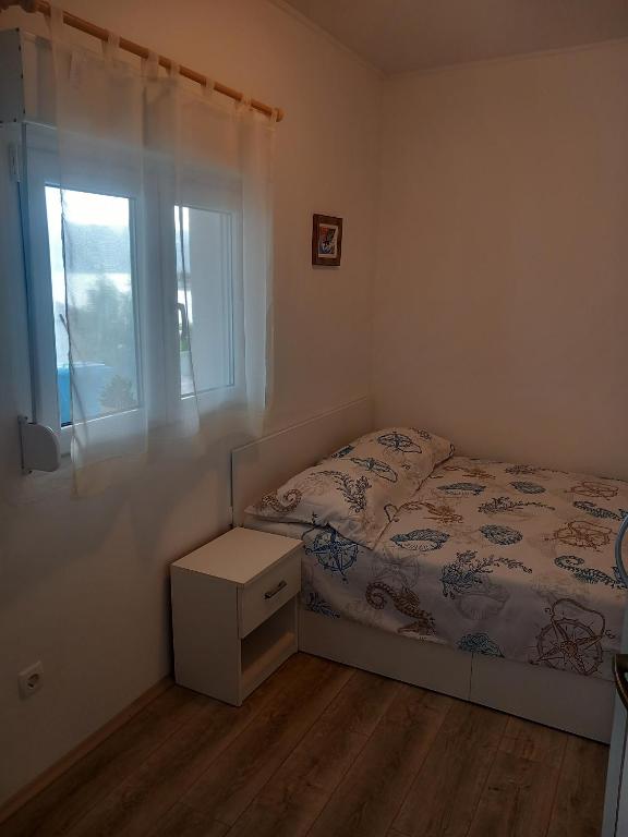 Apartments by the sea Kuciste photo 2