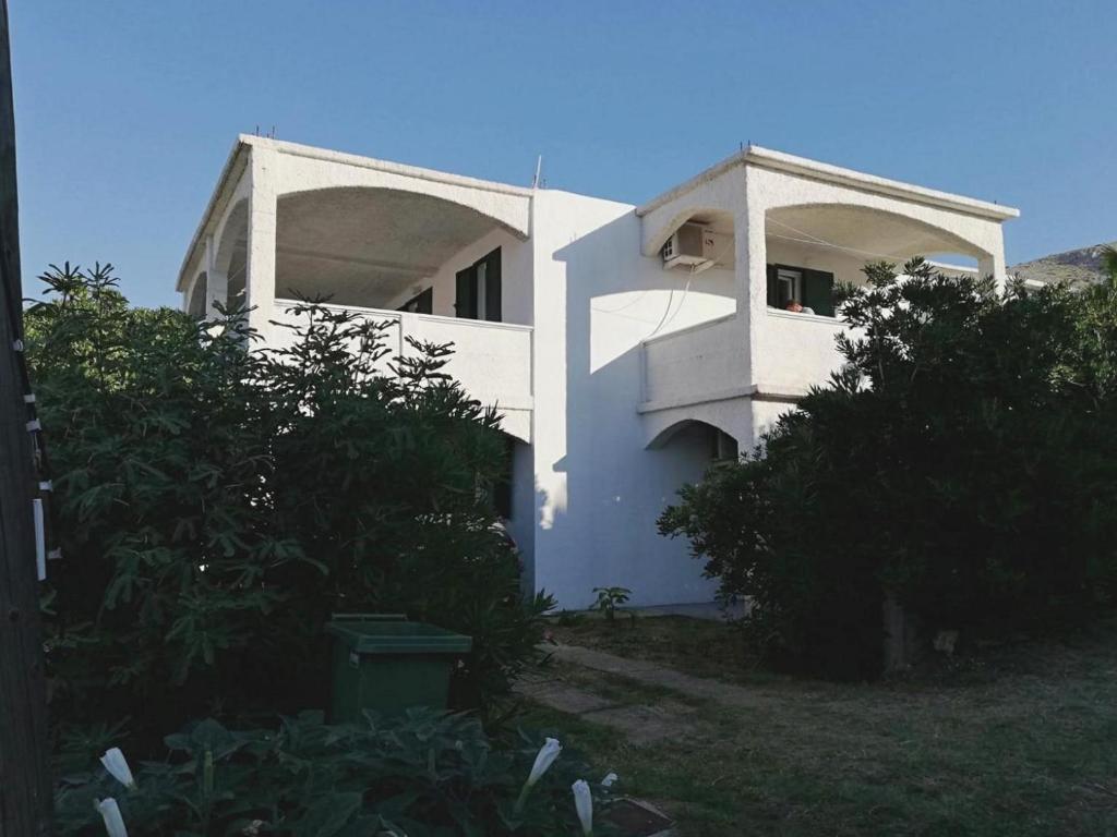 Seaside apartments with a swimming pool Pag - 17752 — photo 1