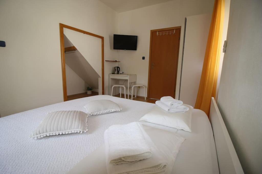 Room Šolo photo 2
