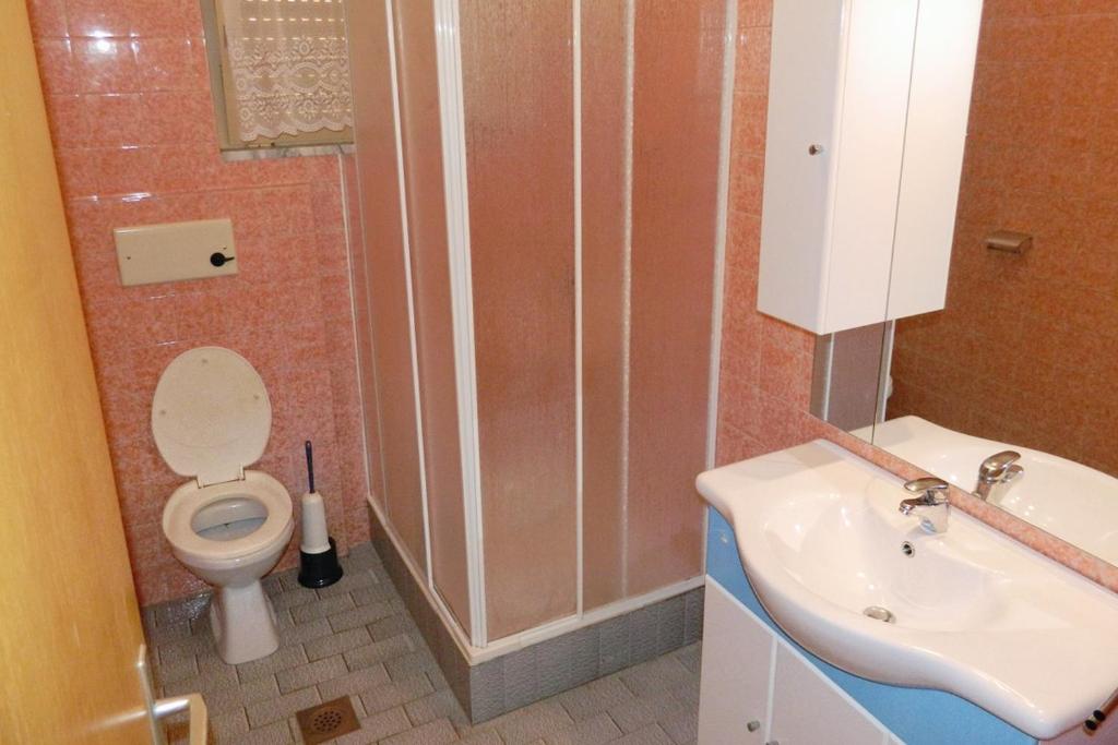 Studio Palit 3195a photo 3