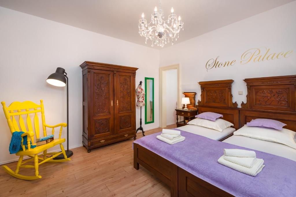 Luxury Boutique Apartment Stone Palace photo 2