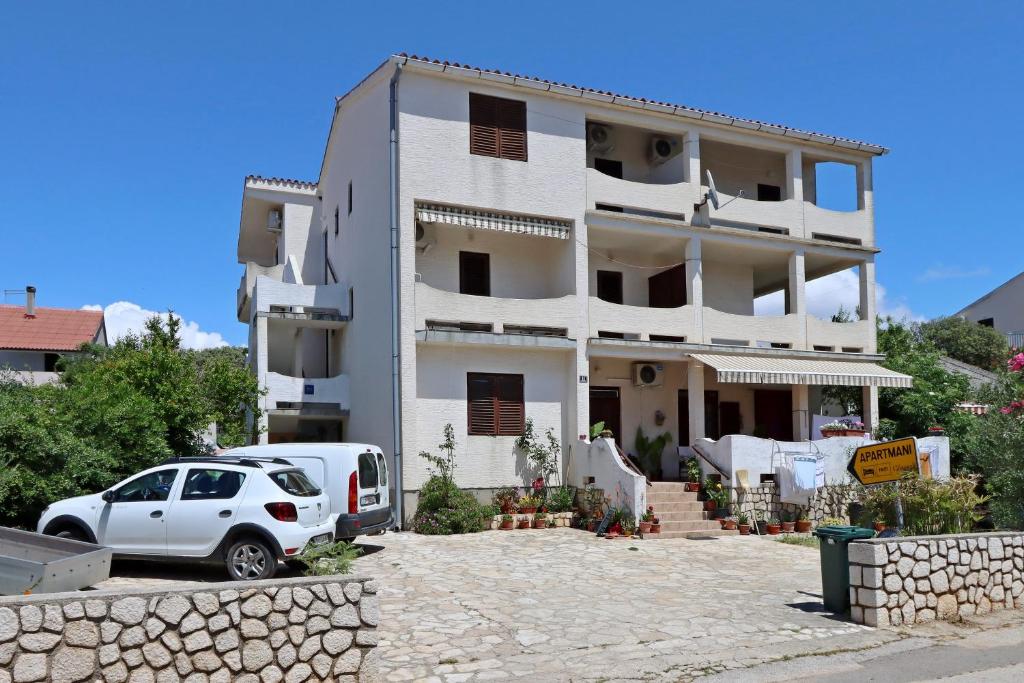 Apartments by the sea Mandre — photo 1