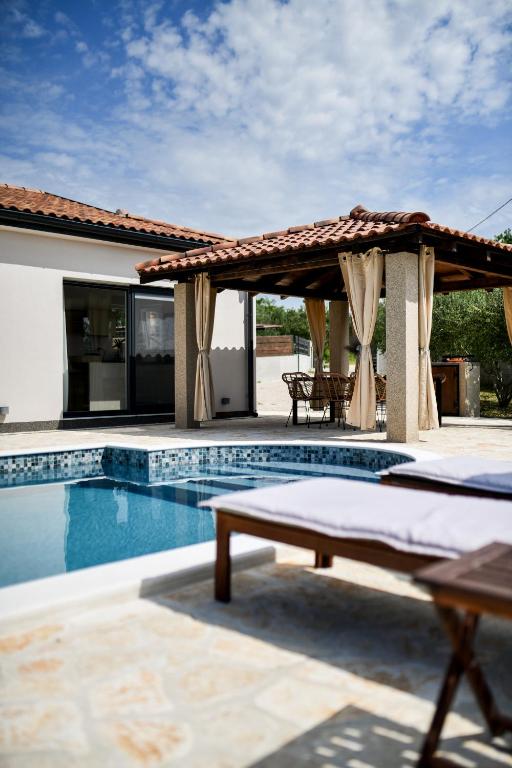 Wonderful Holiday House Bruno with pool — photo 1
