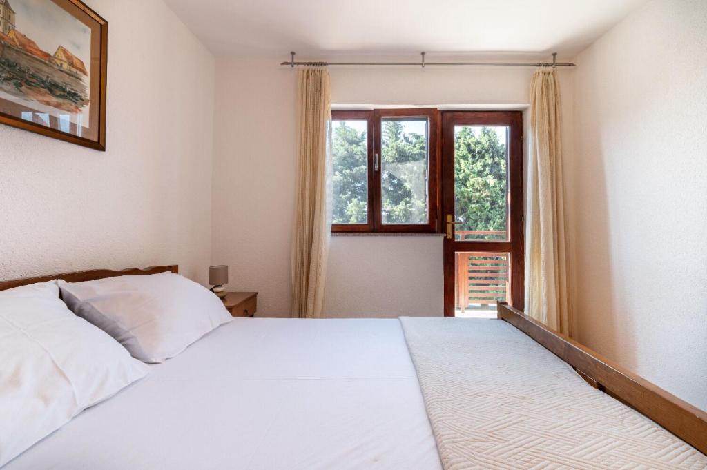 Apartments Tiho photo 2