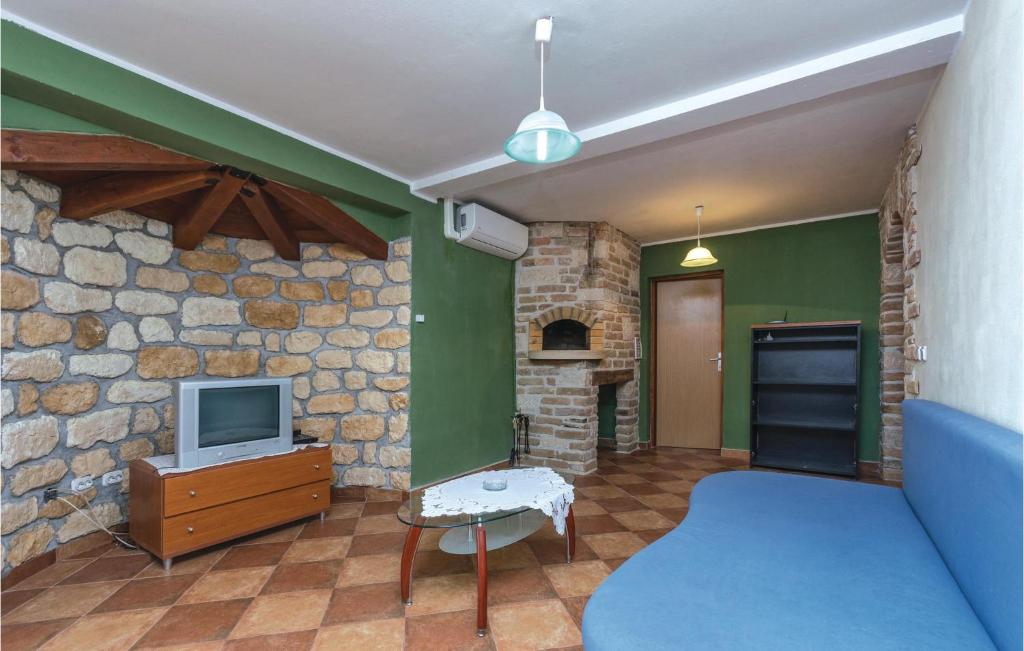 Two-Bedroom Apartment In Veli Jezenj photo 3