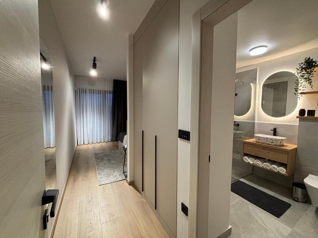 White Villa photo 3