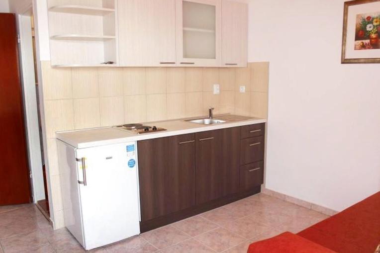 Apartments by the sea Metajna photo 3