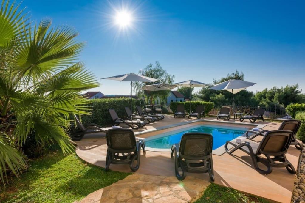 Swimming pool apartment 400m to beach - Apt Noa — photo 1