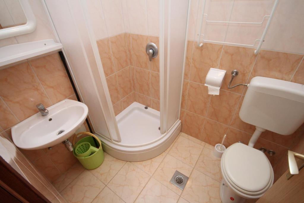 Apartment Metajna 6337c photo 3