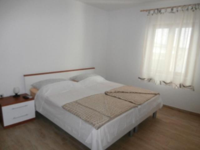 Room in Susak with air conditioning — photo 1