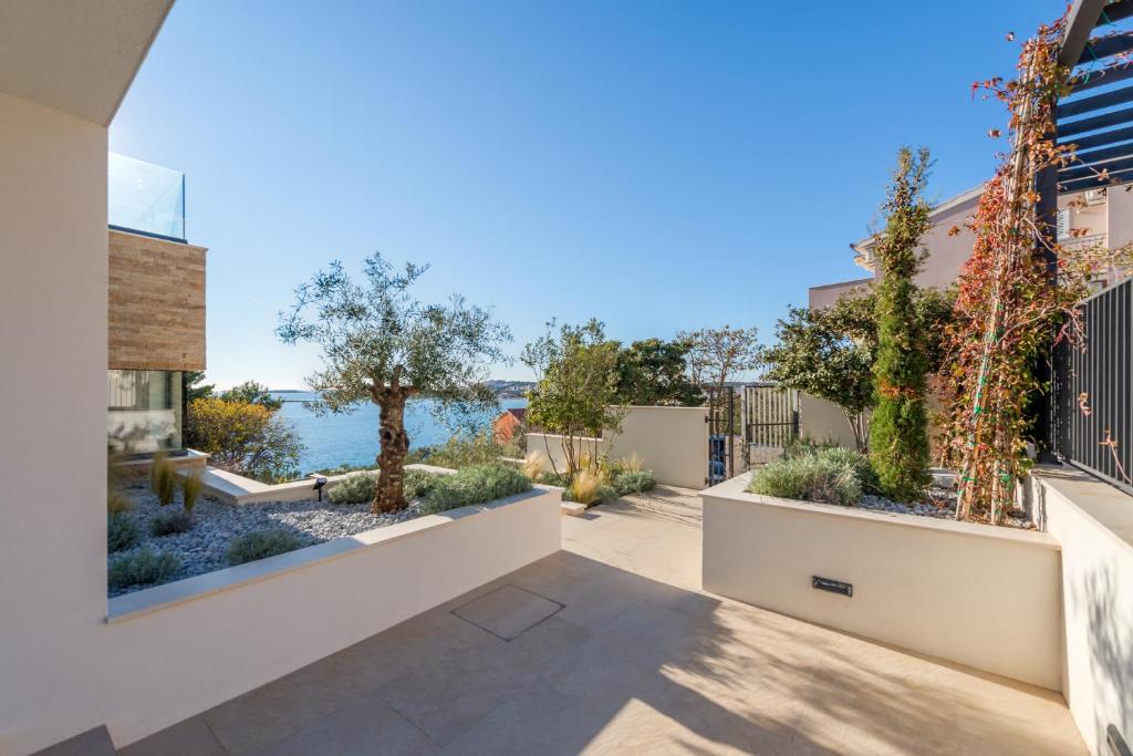 Sea Bliss Luxury Villa - Sevid — photo 1