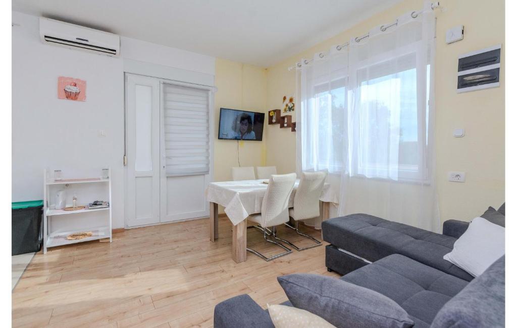 Lovely Apartment In Zaton With Wifi photo 2