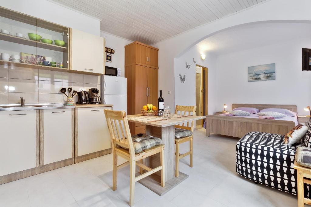 Apartments Grassi by Rent Istria photo 3