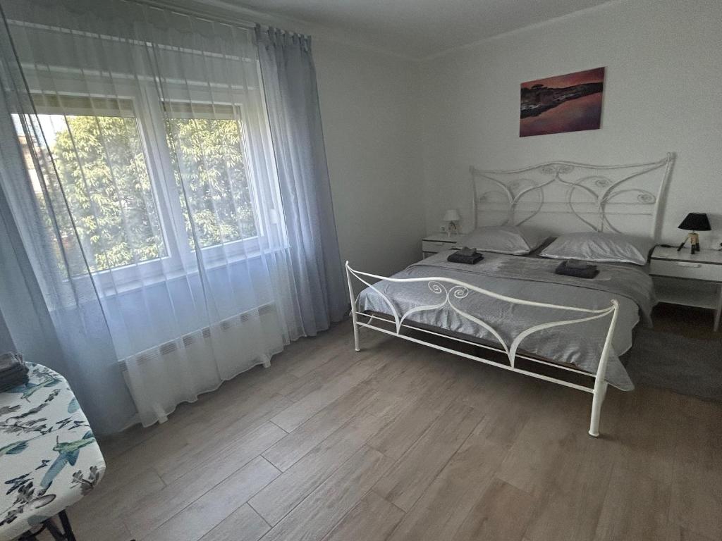 Sea Touch Apartment photo 2