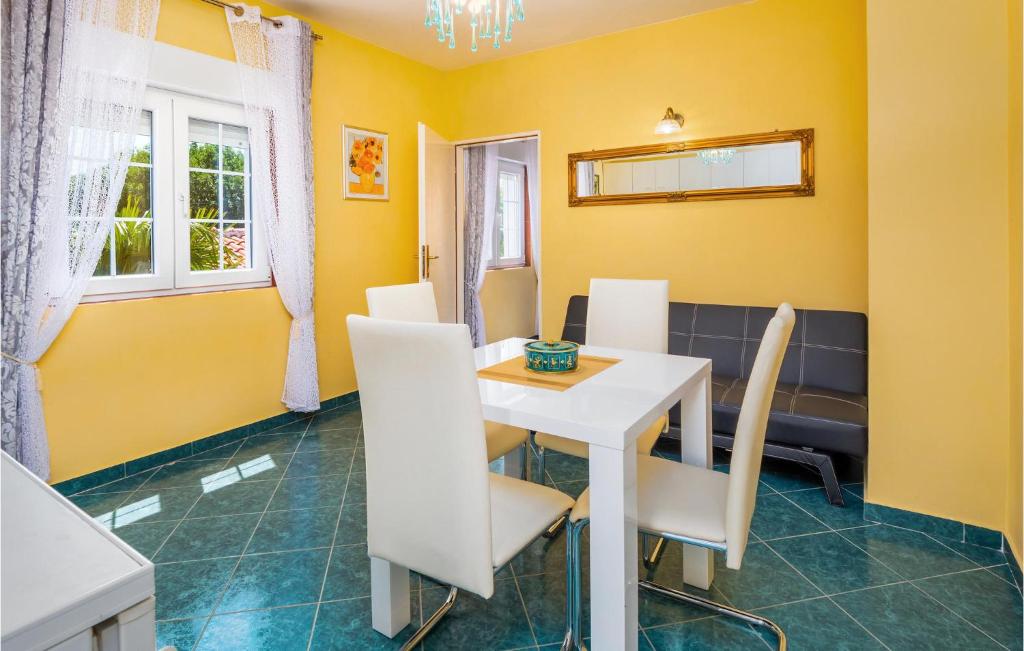 Nice Apartment In Labin With Swimming Pool photo 3