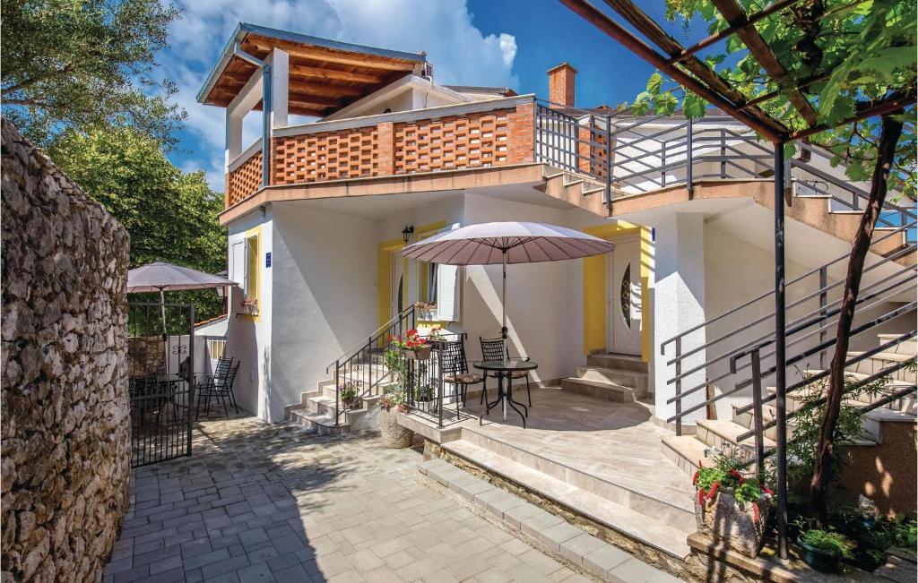 Awesome Apartment In Novi Vinodolski