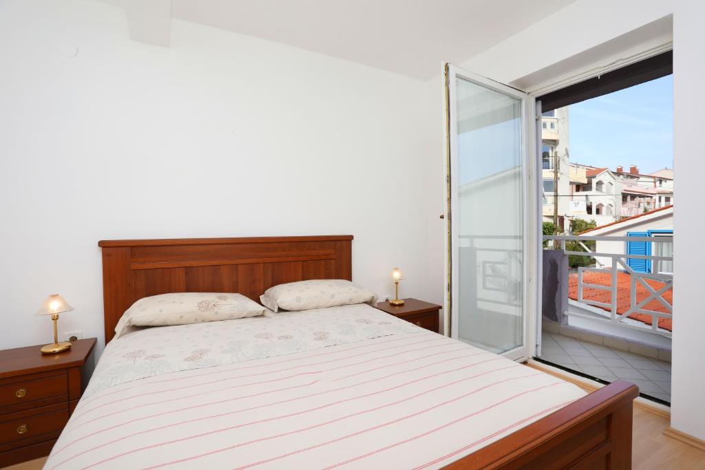 Sea view apartment with private parking place photo 2