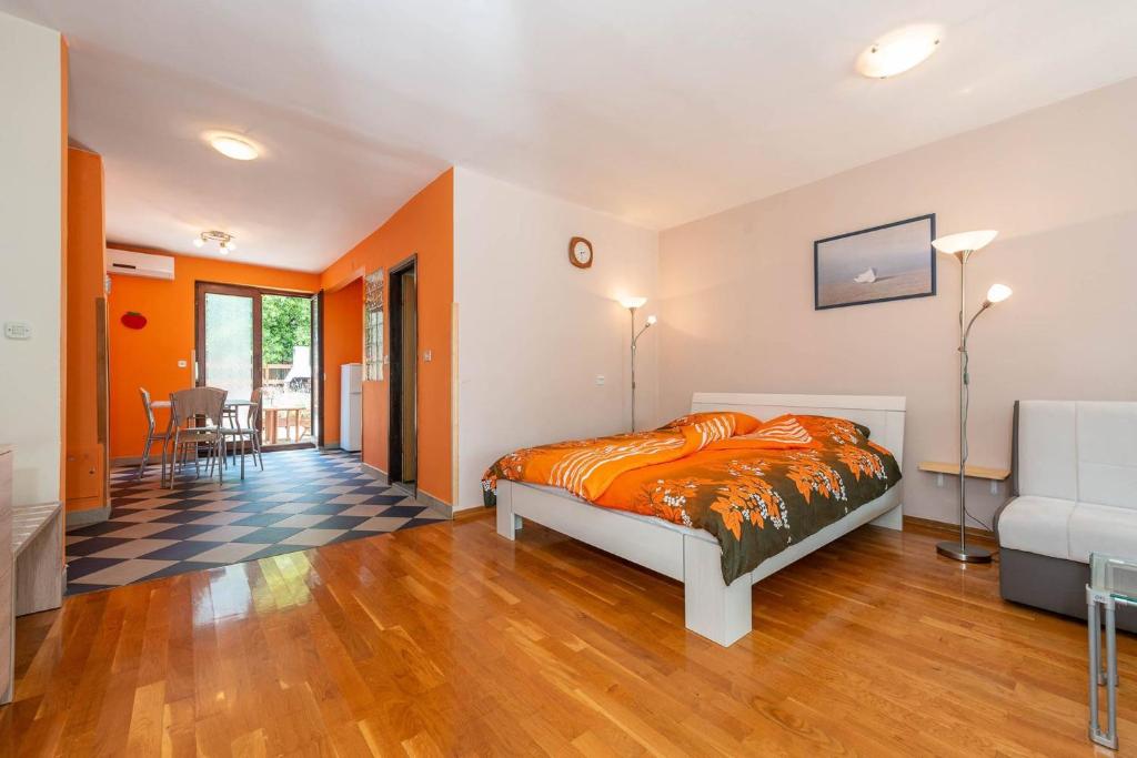 Studio apartment Judy Rovinj — photo 1