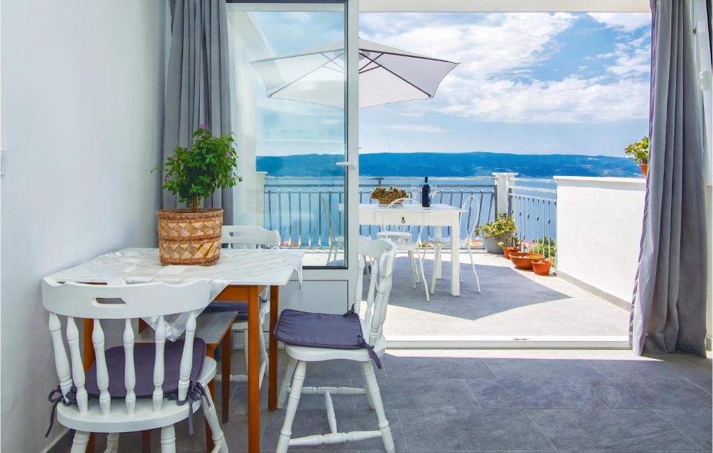 Three-Bedroom Holiday Home In Stanici photo 3