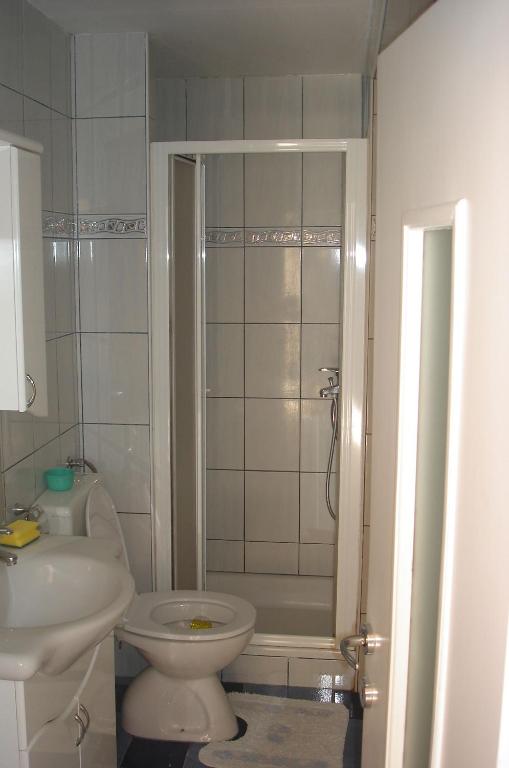 Apartments by the sea Pucisca photo 3
