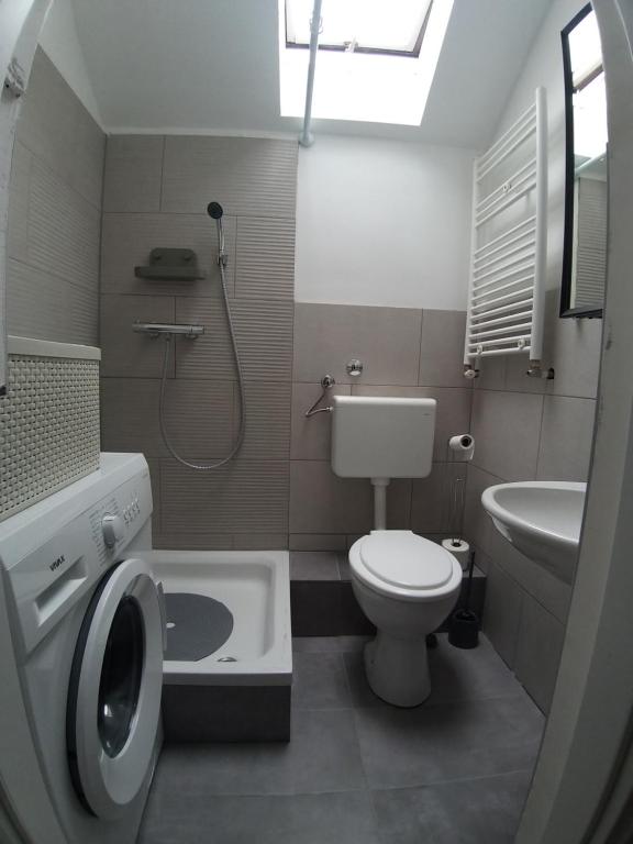 Studio Apartment Lenchy photo 3