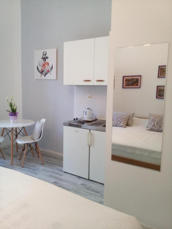 Studio in Pula center photo 2