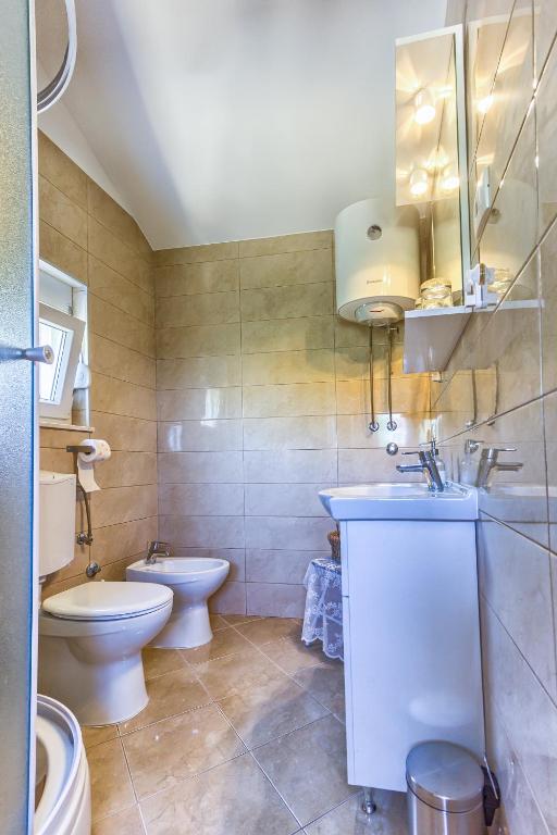 Studio in Olive Grove close to Split and Trogir photo 2