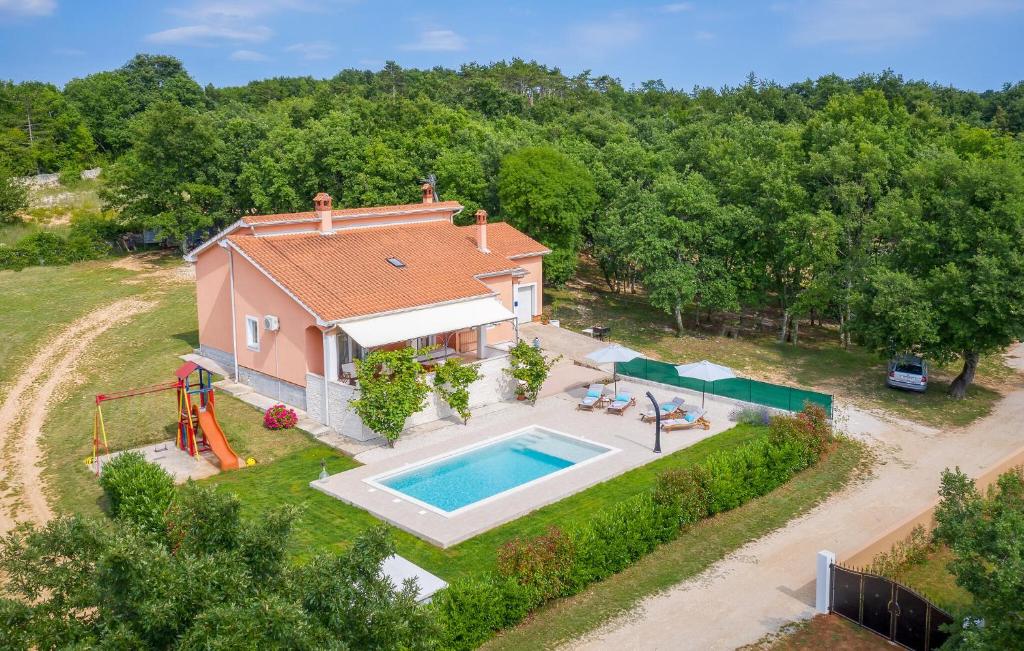 Lovely Home In Radetici With Wifi — photo 1