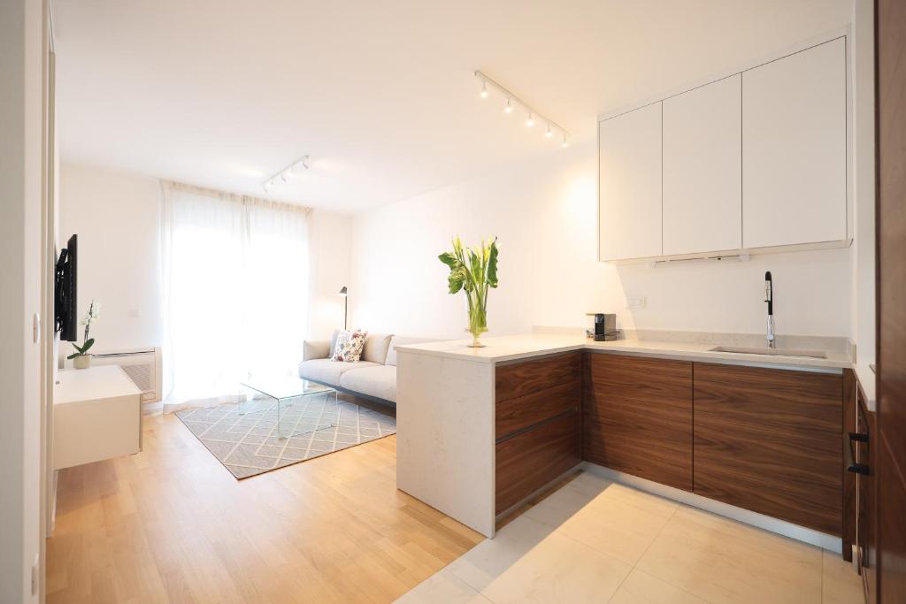 The City Block Apartment — photo 1