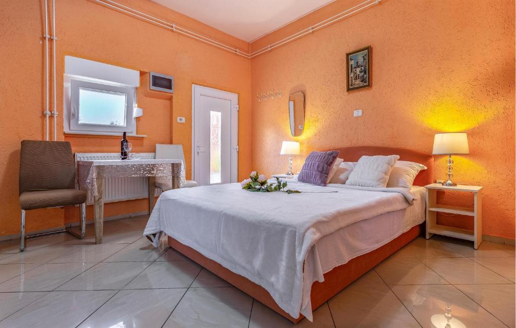 Studio Apartment In Medulin photo 3